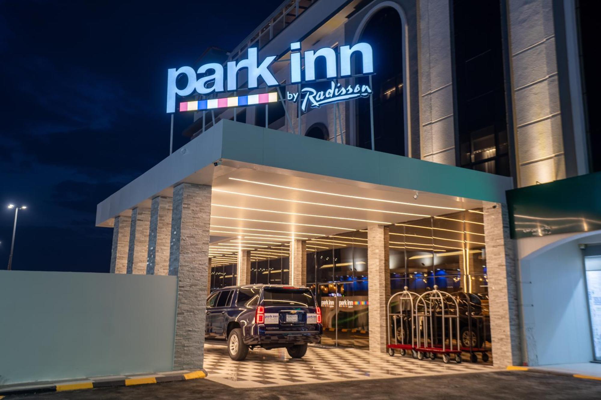 Park Inn By Radisson Najran Esterno foto