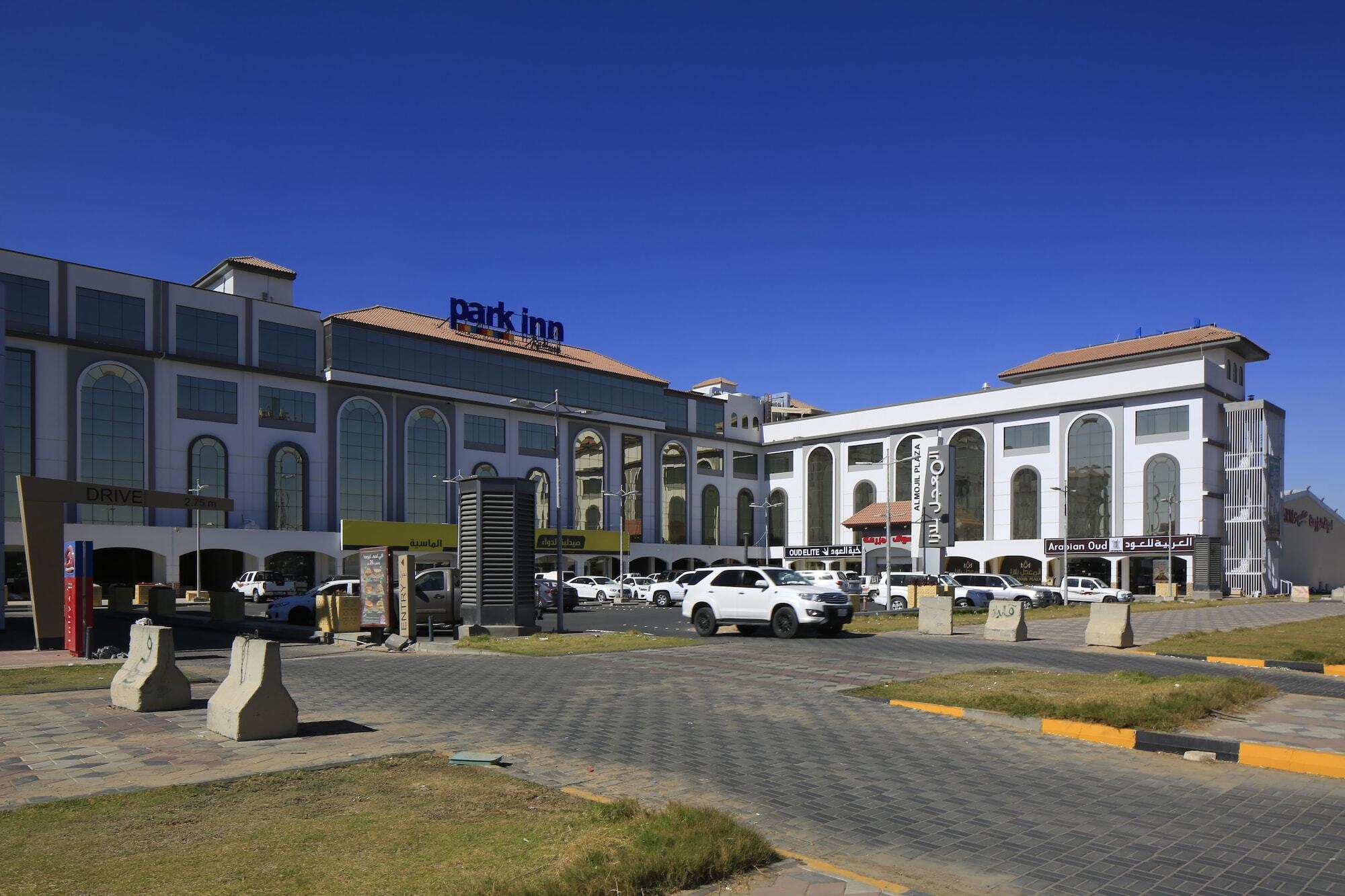 Park Inn By Radisson Najran Esterno foto